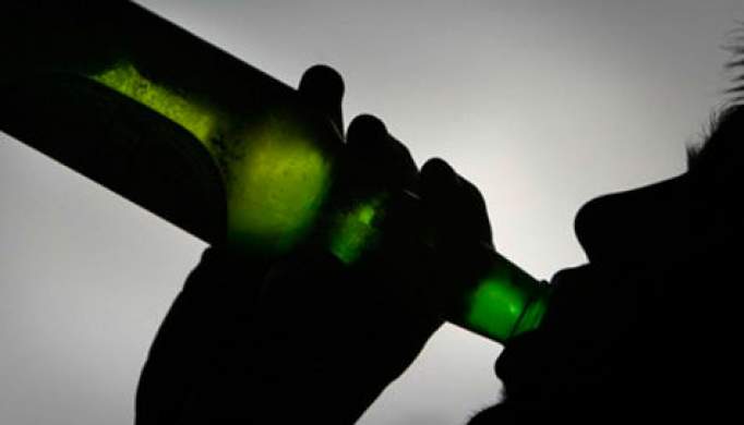 Crise está a aumentar número de casos de alcoolismo