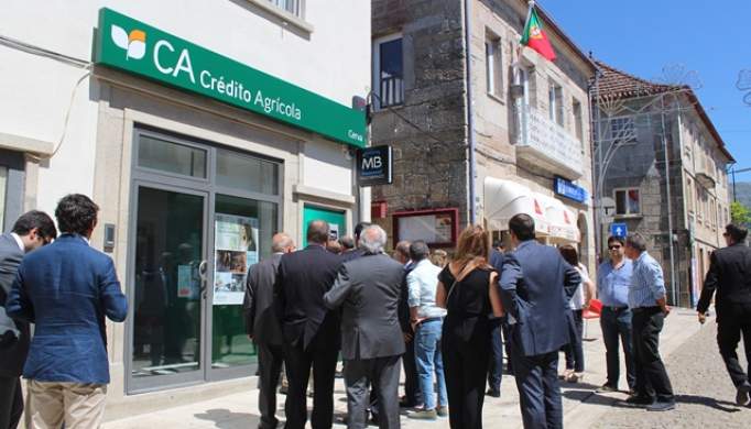 Vila de Cerva inaugurou agência bancária