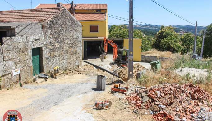  VALPAÇOS: Circulação em Carrazedo de Montenegro está a ser melhorada