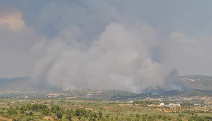 CHAVES: Reacendeu o incêndio de Vila Verde da Raia