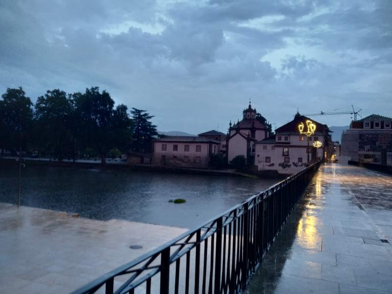 CHAVES: Trovoadas e chuvas fortes provocam inundações 